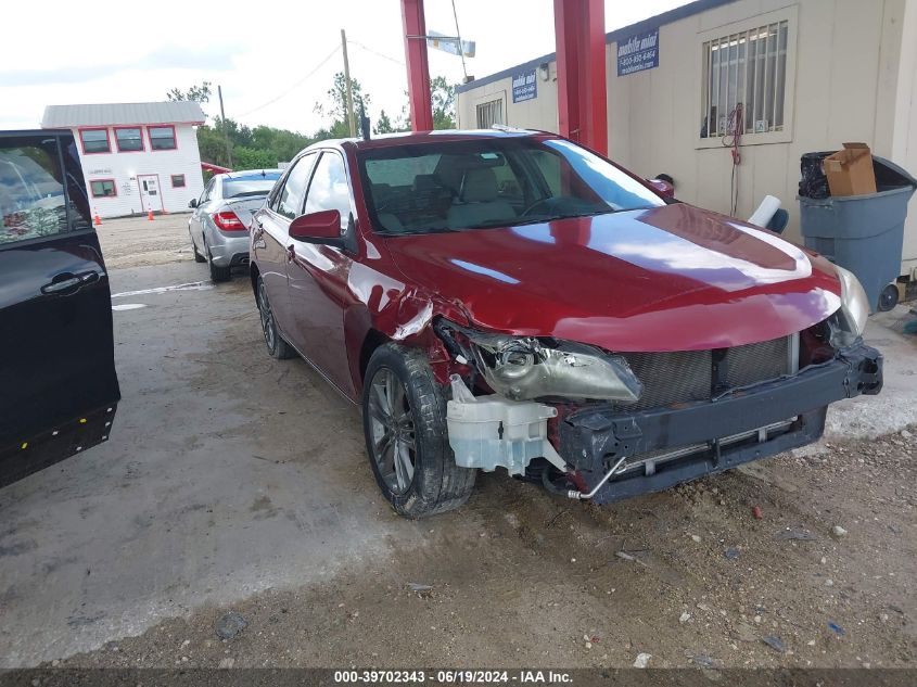 2016 TOYOTA CAMRY SE