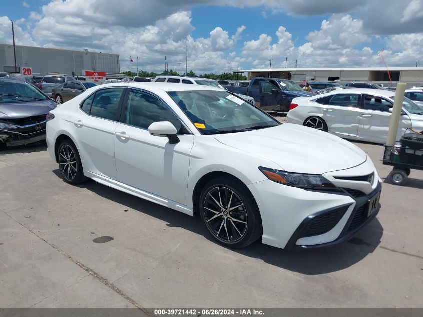 2023 TOYOTA CAMRY SE