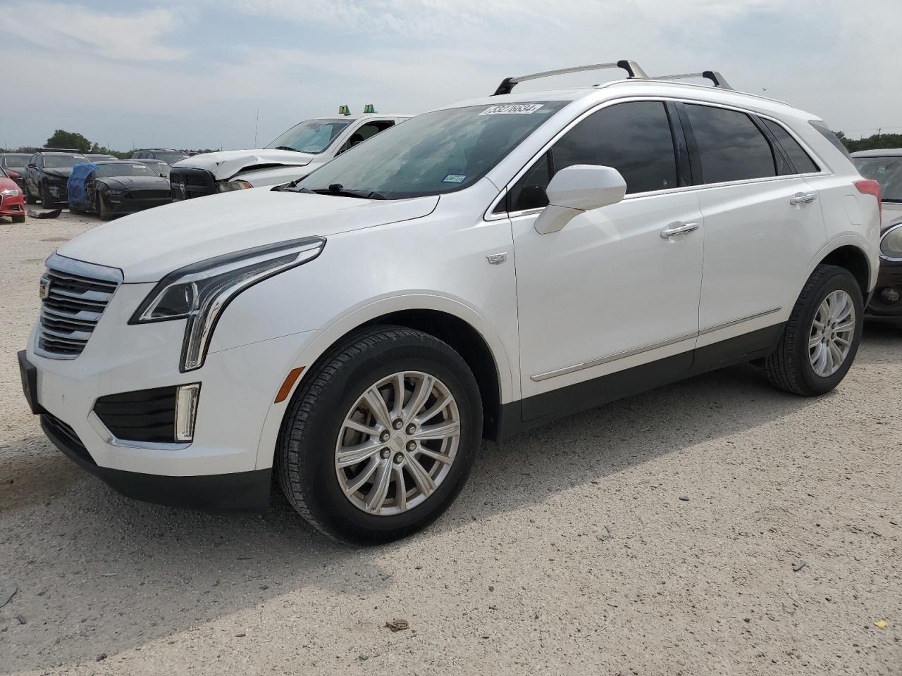 2017 CADILLAC XT5