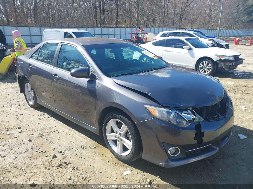 2012 TOYOTA CAMRY SE