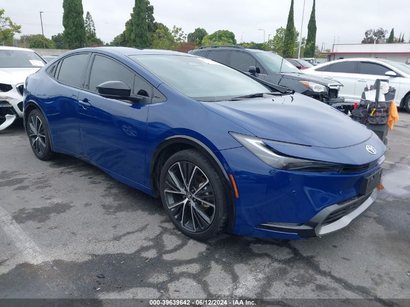 2013 TOYOTA PRIUS C THREE