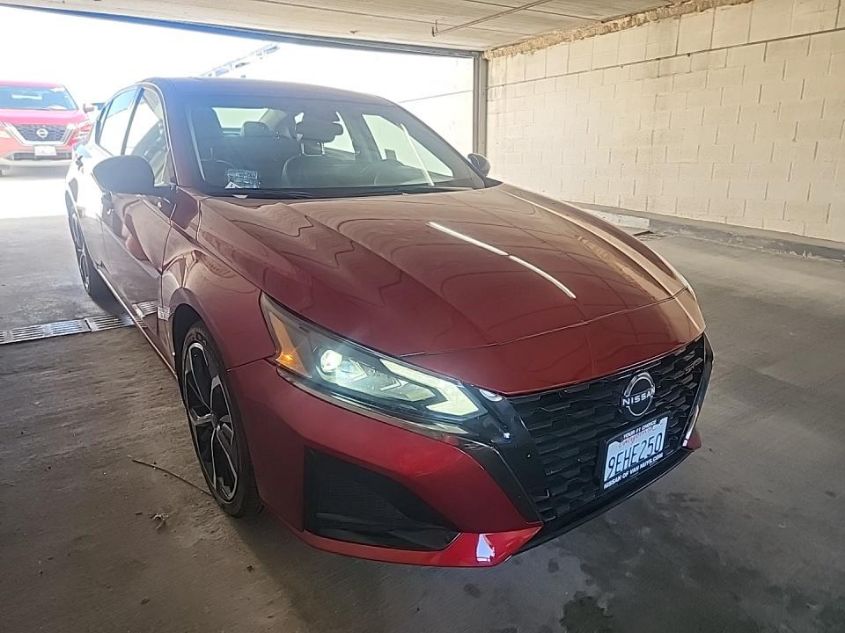 2023 NISSAN ALTIMA SR