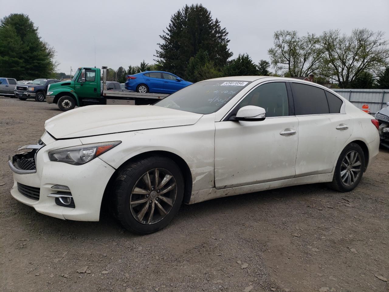 2016 INFINITI Q50 BASE