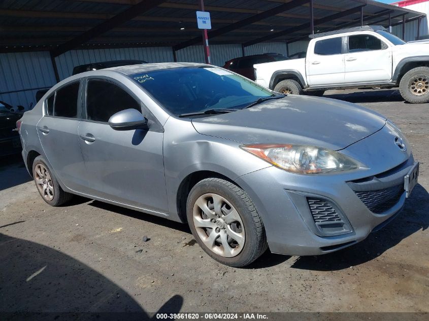 2011 MAZDA 3 I