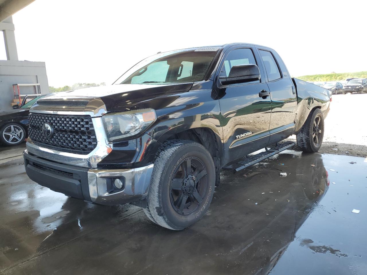 2018 TOYOTA TUNDRA DOUBLE CAB SR/SR5