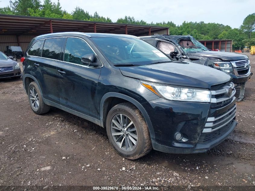 2019 TOYOTA HIGHLANDER XLE