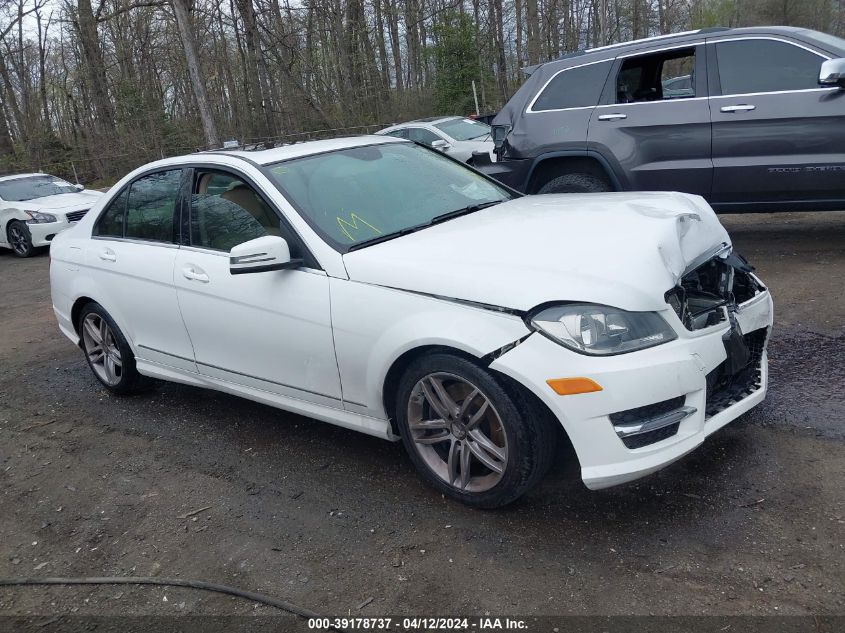 2013 MERCEDES-BENZ C 300 LUXURY 4MATIC/SPORT 4MATIC