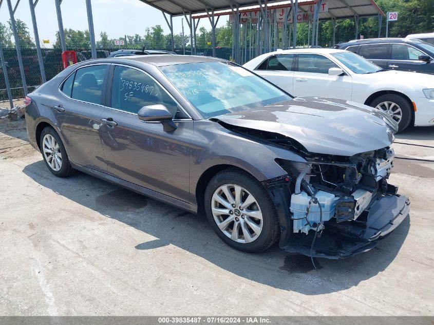 2018 TOYOTA CAMRY LE