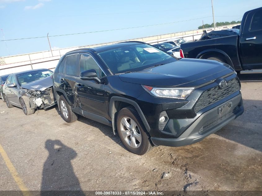 2020 TOYOTA RAV4 XLE