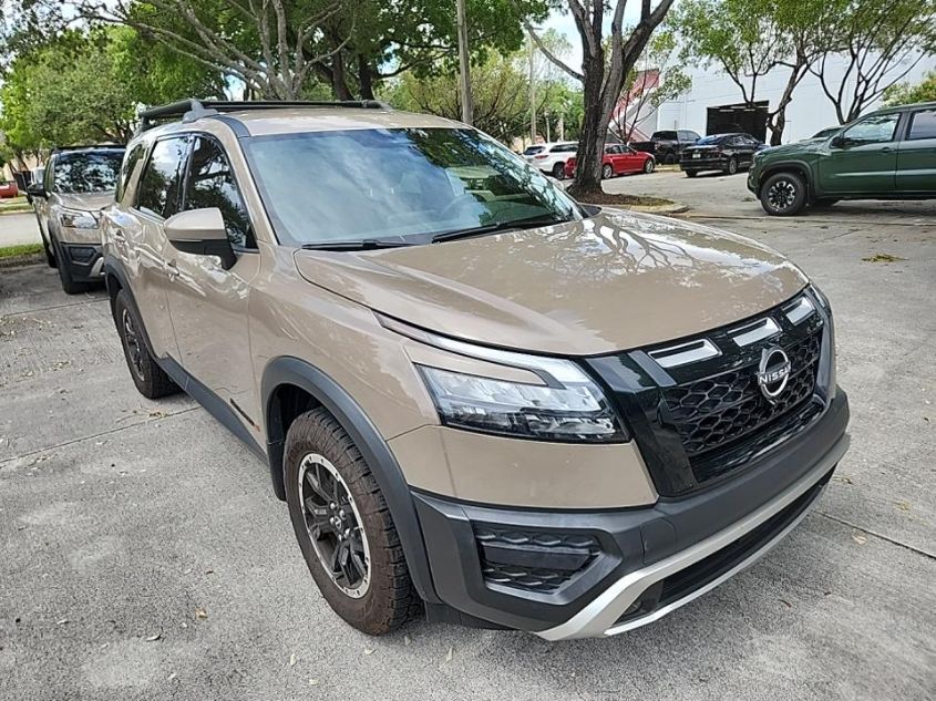 2023 NISSAN PATHFINDER SV