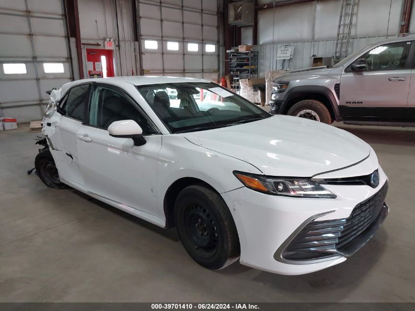 2022 TOYOTA CAMRY LE HYBRID