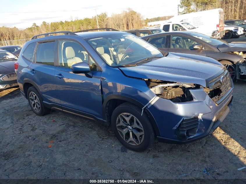 2022 SUBARU FORESTER PREMIUM