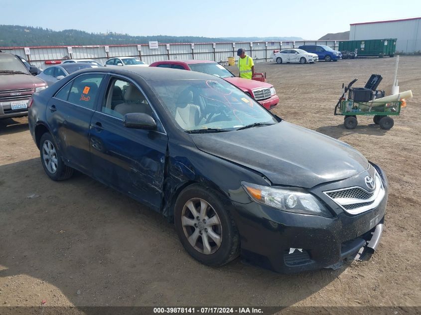 2011 TOYOTA CAMRY LE