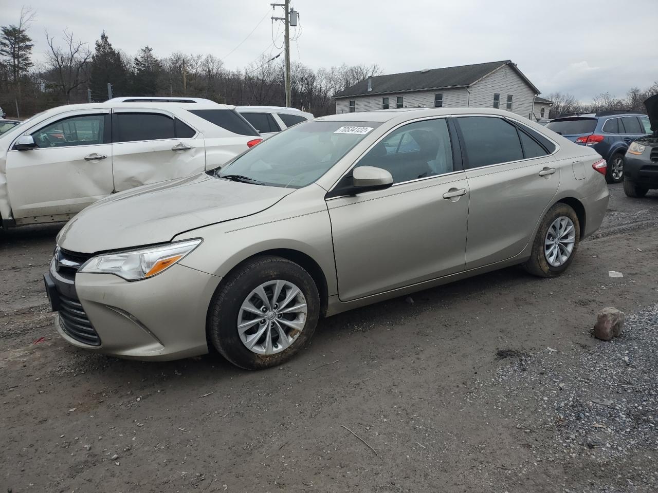 2017 TOYOTA CAMRY LE