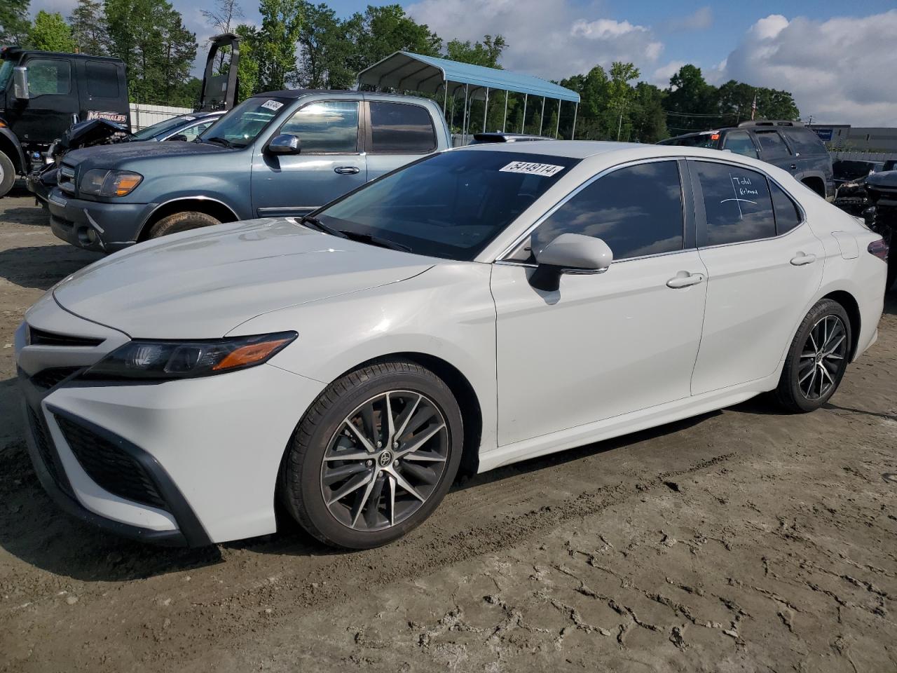 2022 TOYOTA CAMRY SE