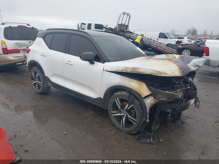 2019 VOLVO XC40 T5 R-DESIGN