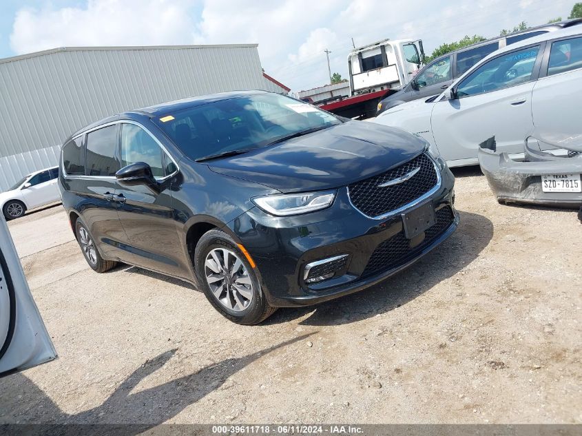 2022 CHRYSLER PACIFICA HYBRID TOURING L