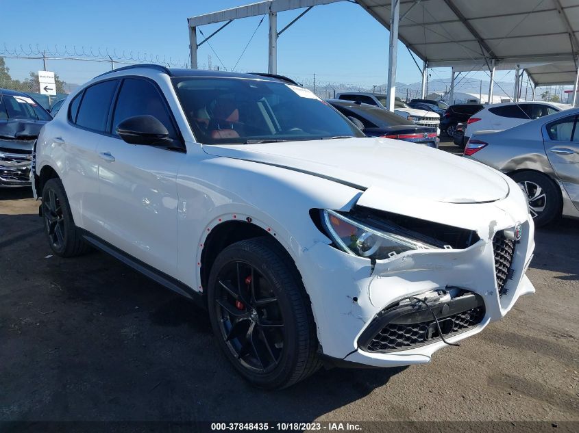 2020 ALFA ROMEO STELVIO RWD