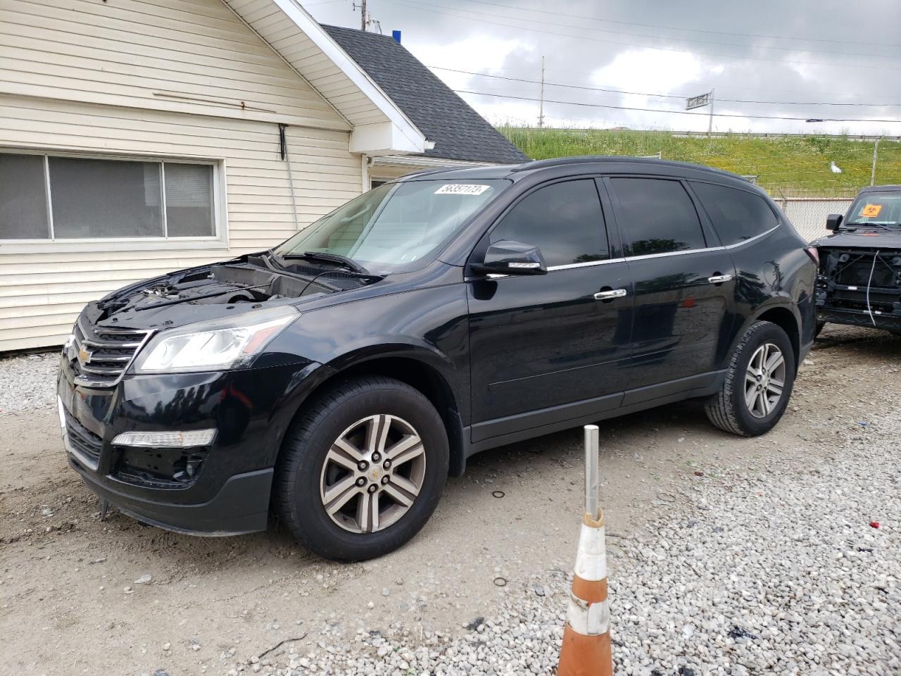 2017 CHEVROLET TRAVERSE LT