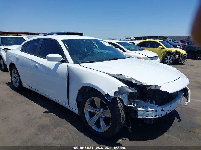 2016 DODGE CHARGER SXT