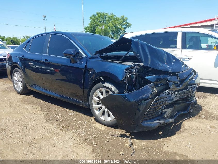 2018 TOYOTA CAMRY LE