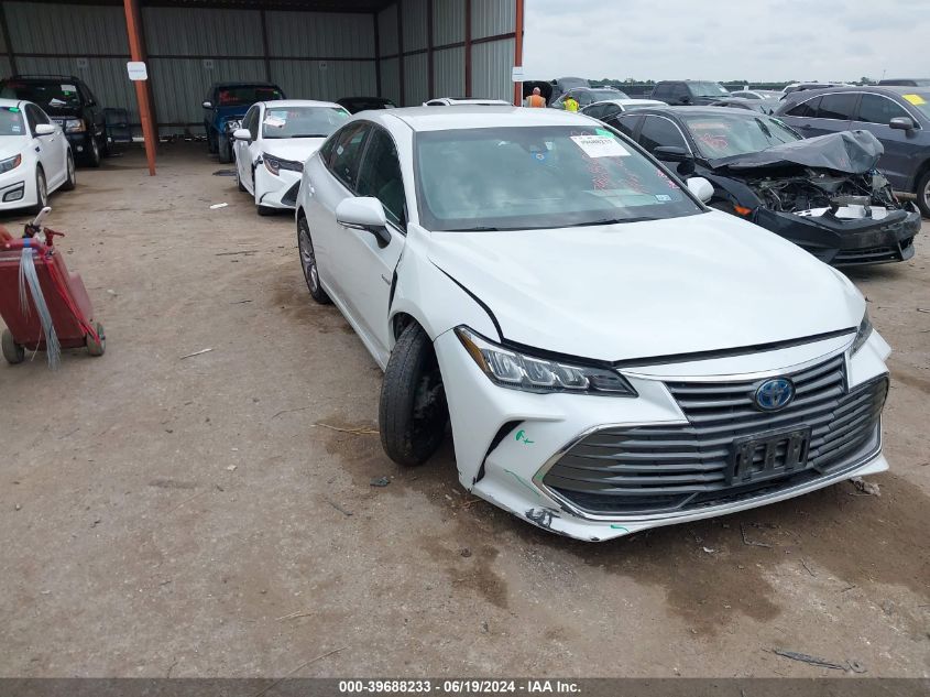 2021 TOYOTA AVALON XLE