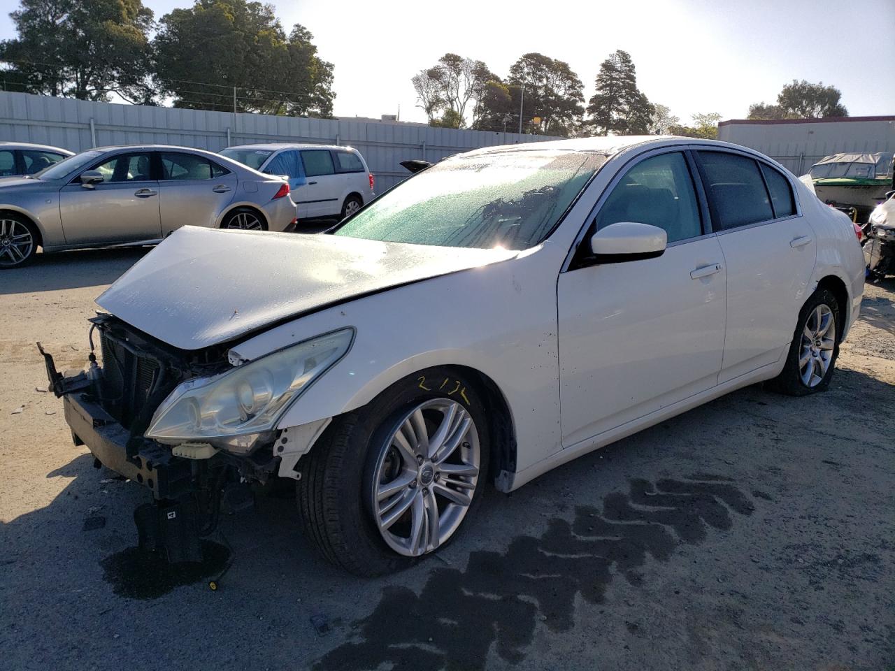 2010 INFINITI G37 BASE