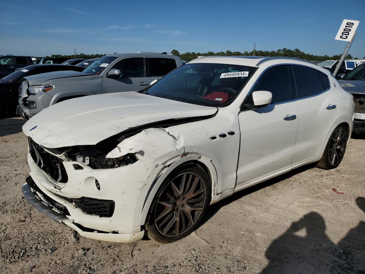 2017 MASERATI LEVANTE S LUXURY