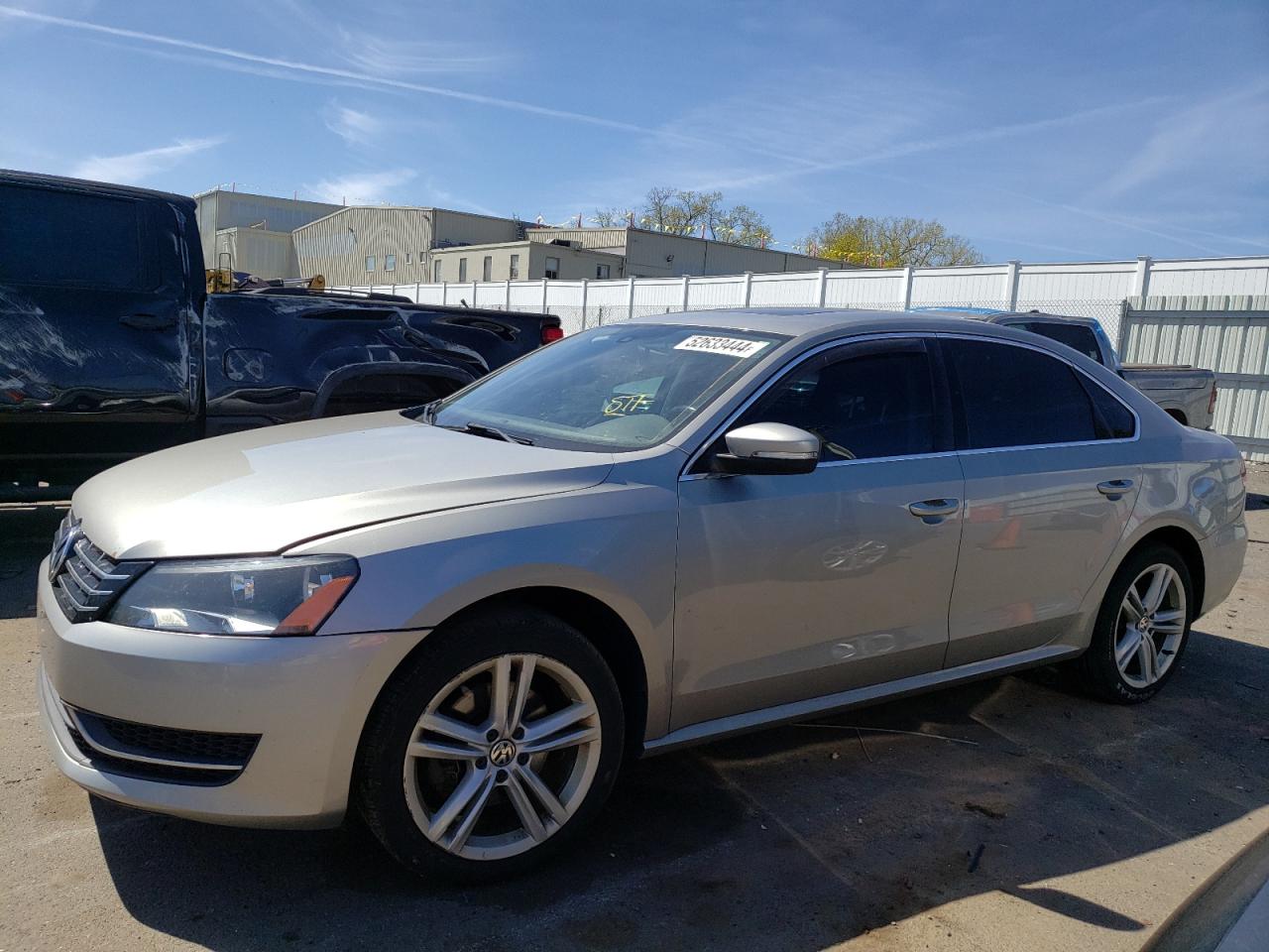 2014 VOLKSWAGEN PASSAT SE