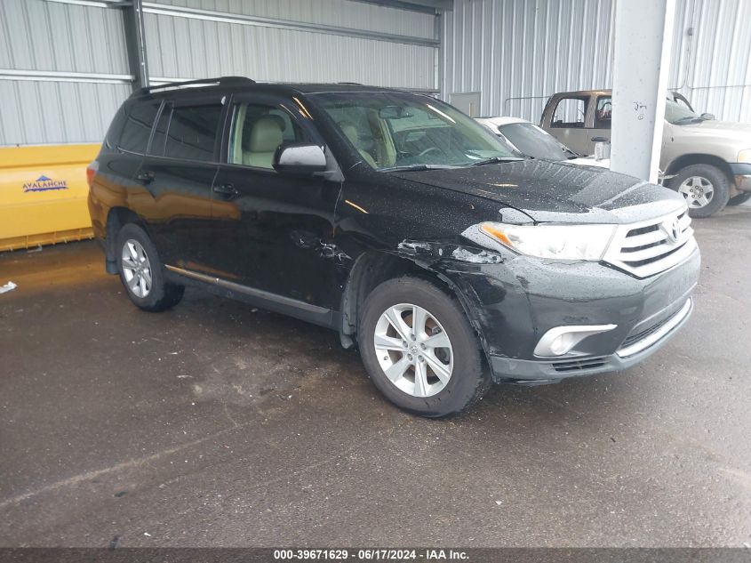 2013 TOYOTA HIGHLANDER SE V6