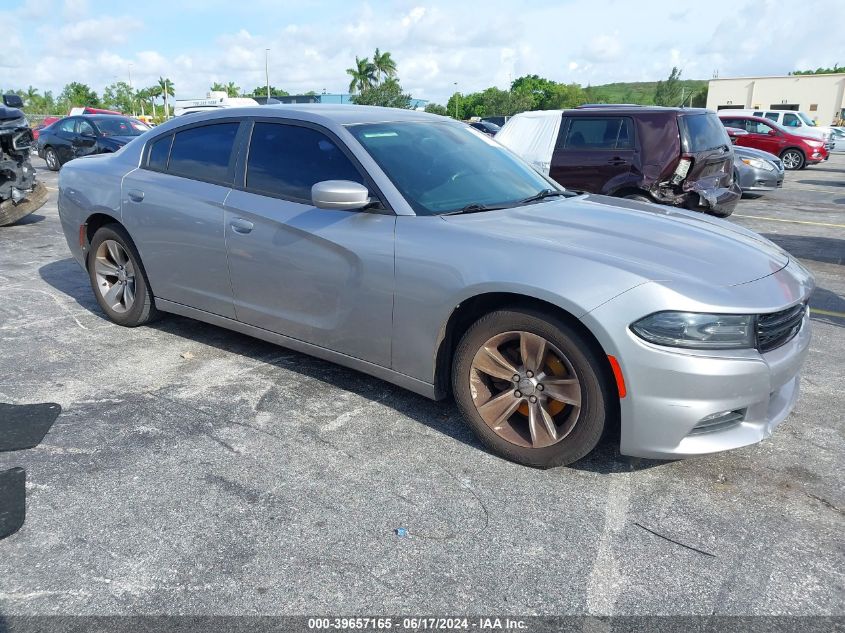 2016 DODGE CHARGER SXT