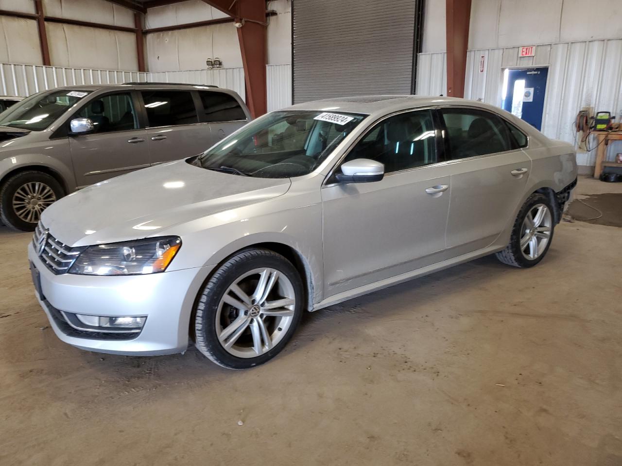 2015 VOLKSWAGEN PASSAT SE