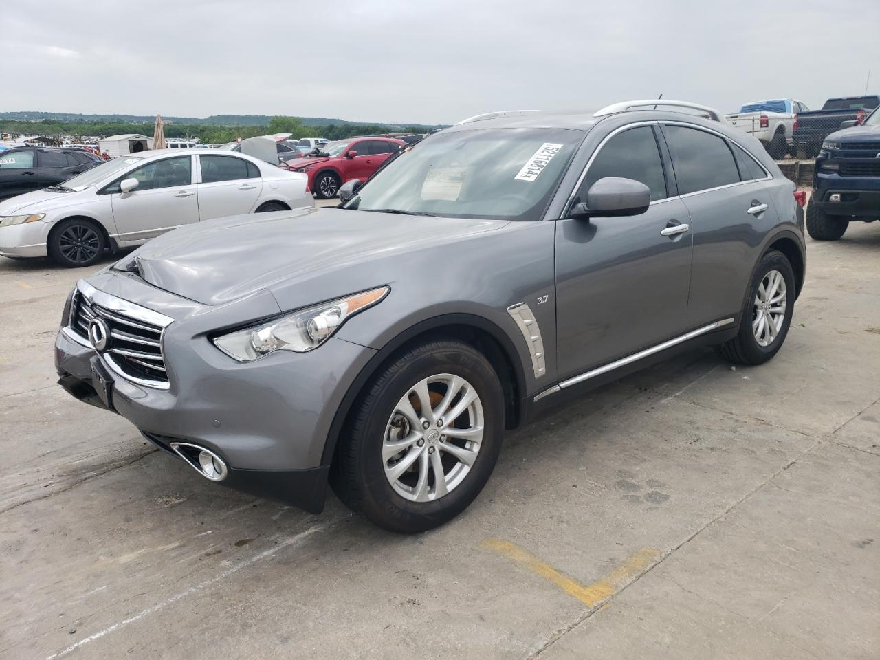 2016 INFINITI QX70