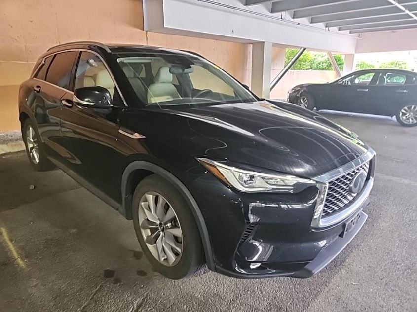 2021 INFINITI QX50 LUXE