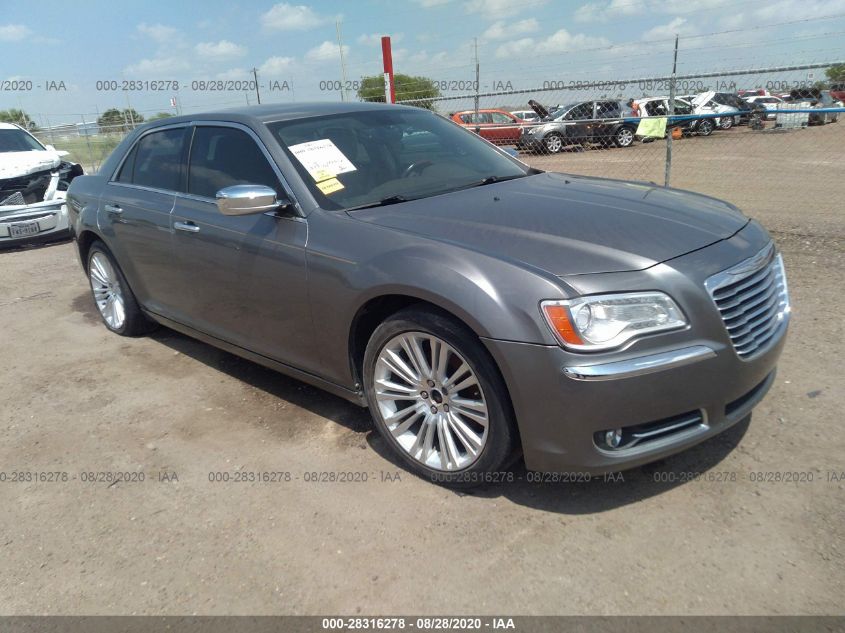 2011 CHRYSLER 300C