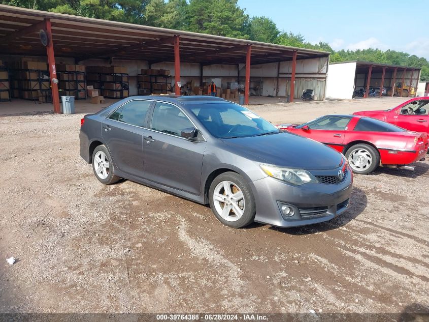 2012 TOYOTA CAMRY SE