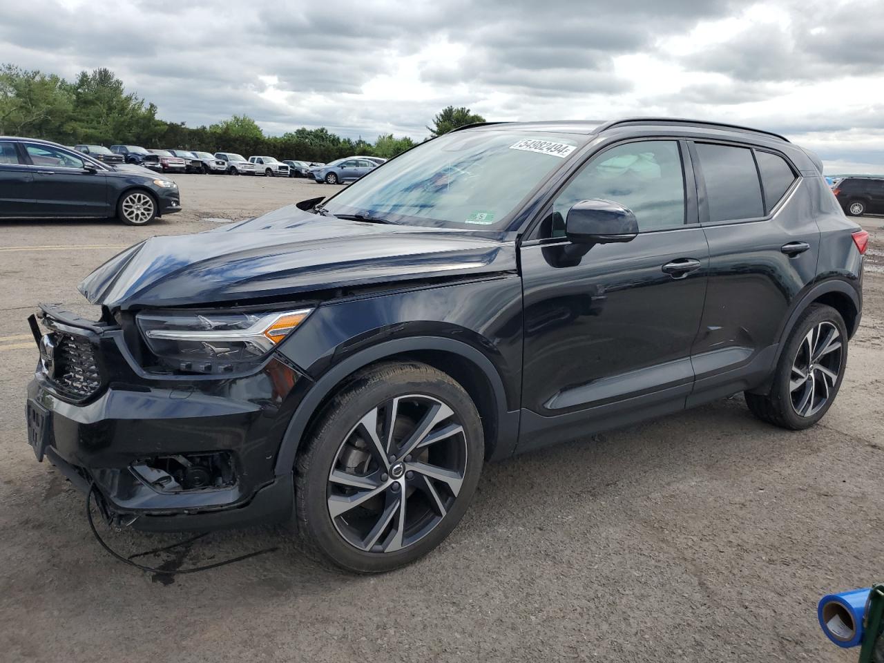 2019 VOLVO XC40 T5 MOMENTUM