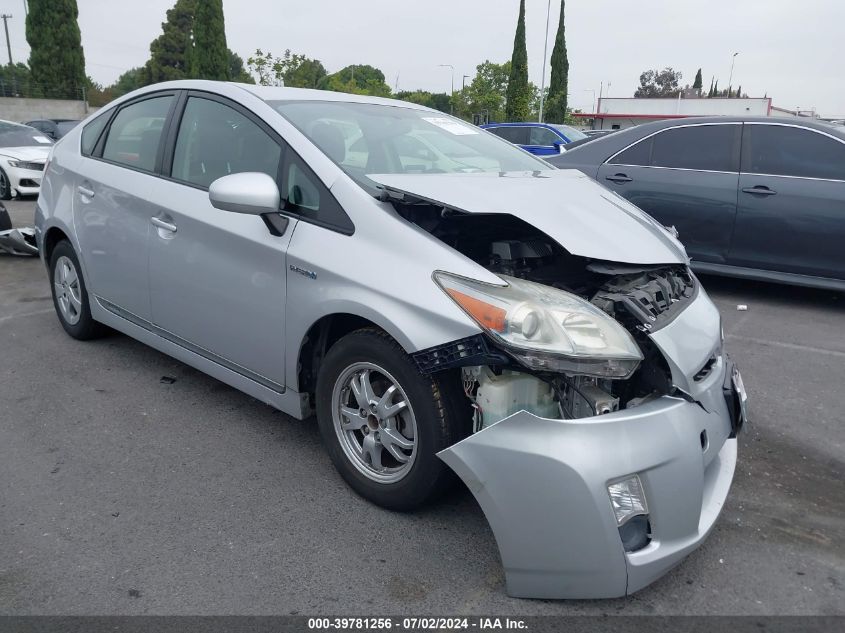 2010 TOYOTA PRIUS III