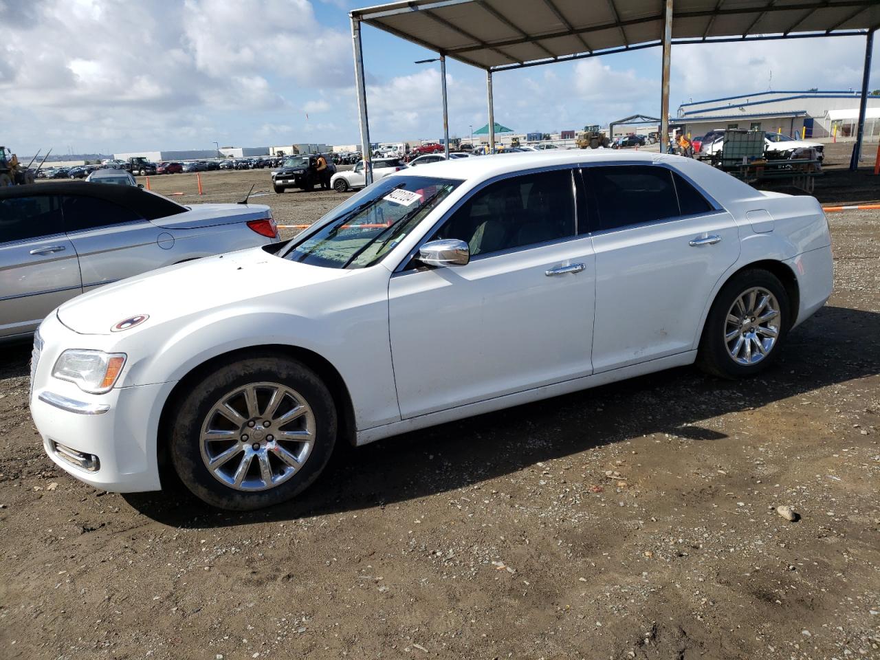 2014 CHRYSLER 300C