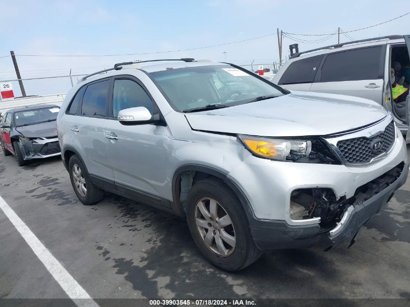 2013 KIA SORENTO LX