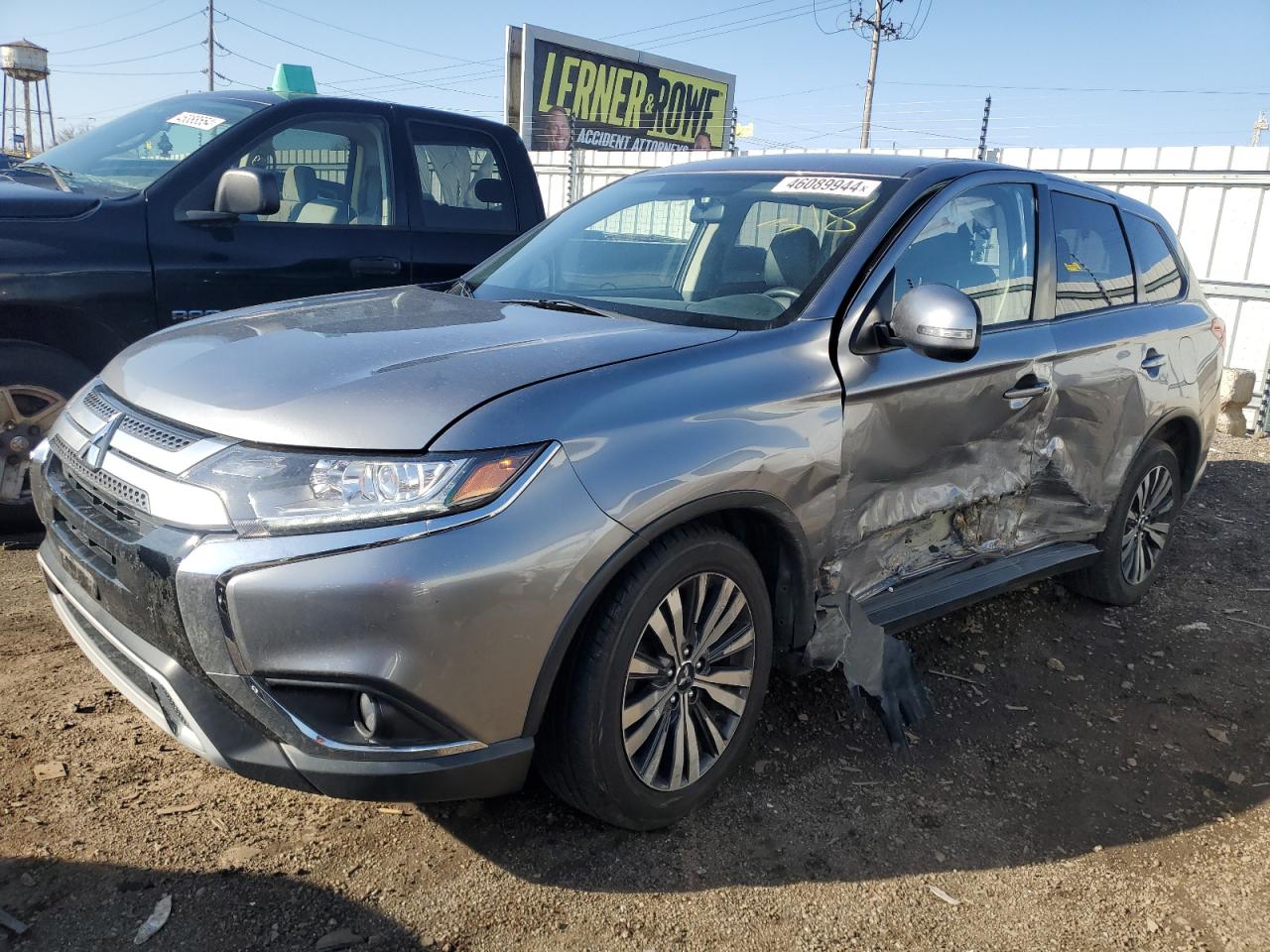 2019 MITSUBISHI OUTLANDER SE