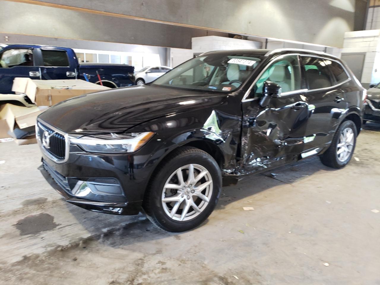 2021 VOLVO XC60 T6 MOMENTUM