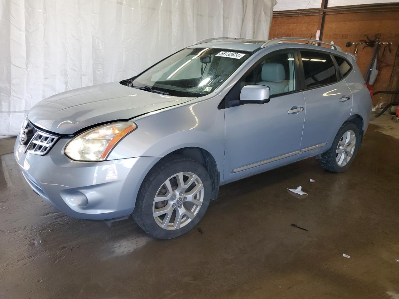 2013 NISSAN ROGUE S