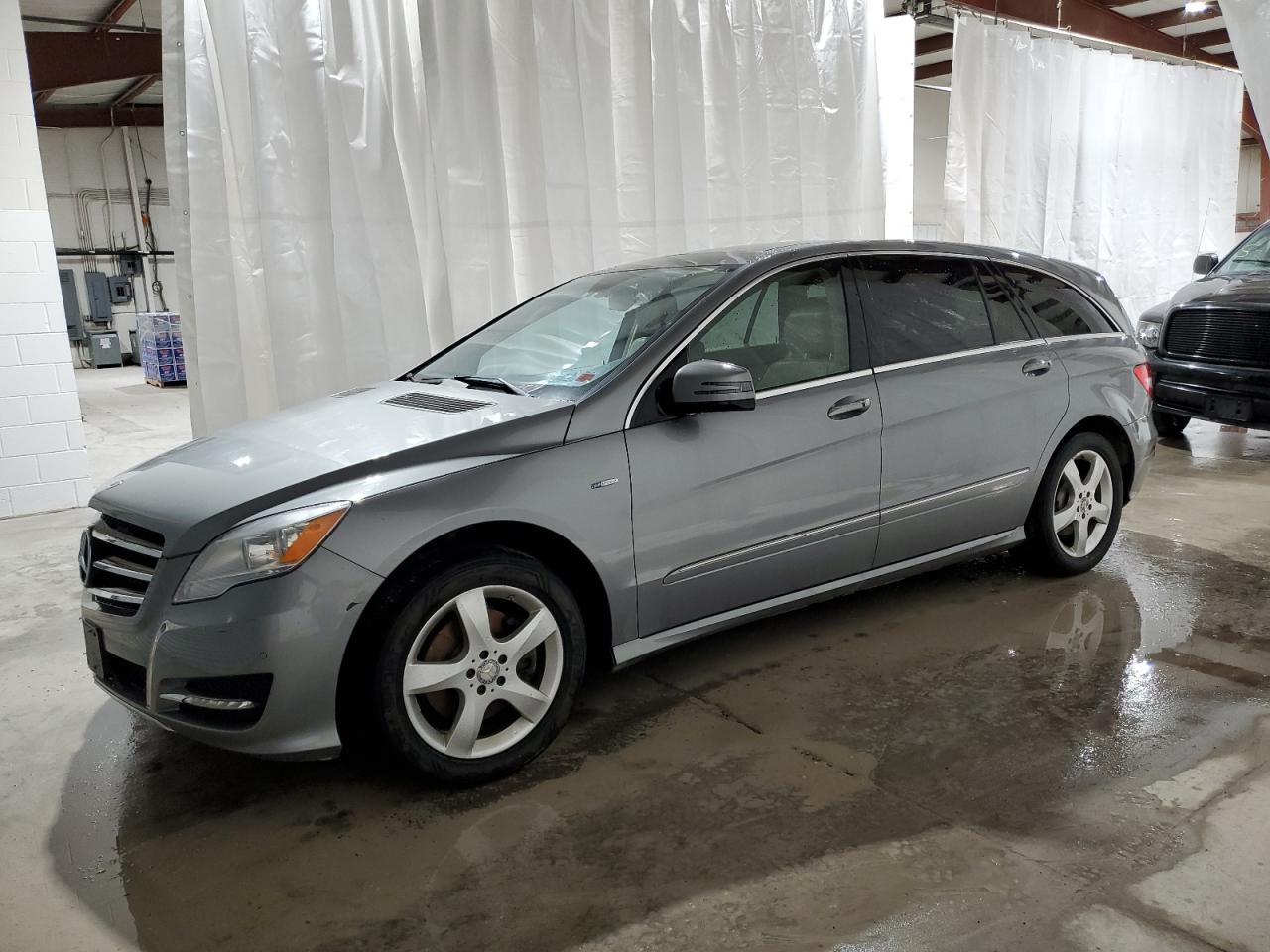 2012 MERCEDES-BENZ R 350 BLUETEC