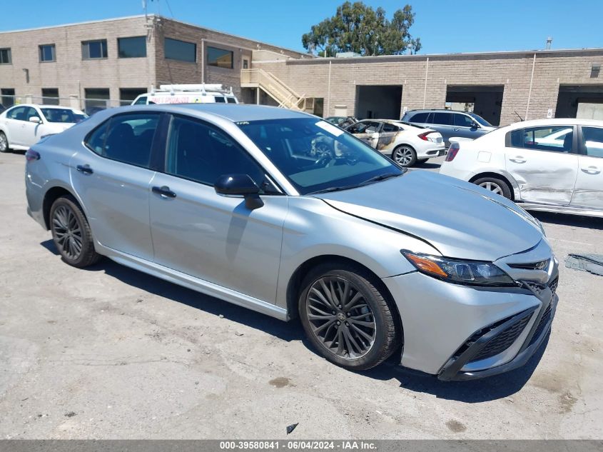 2022 TOYOTA CAMRY SE NIGHTSHADE EDITION