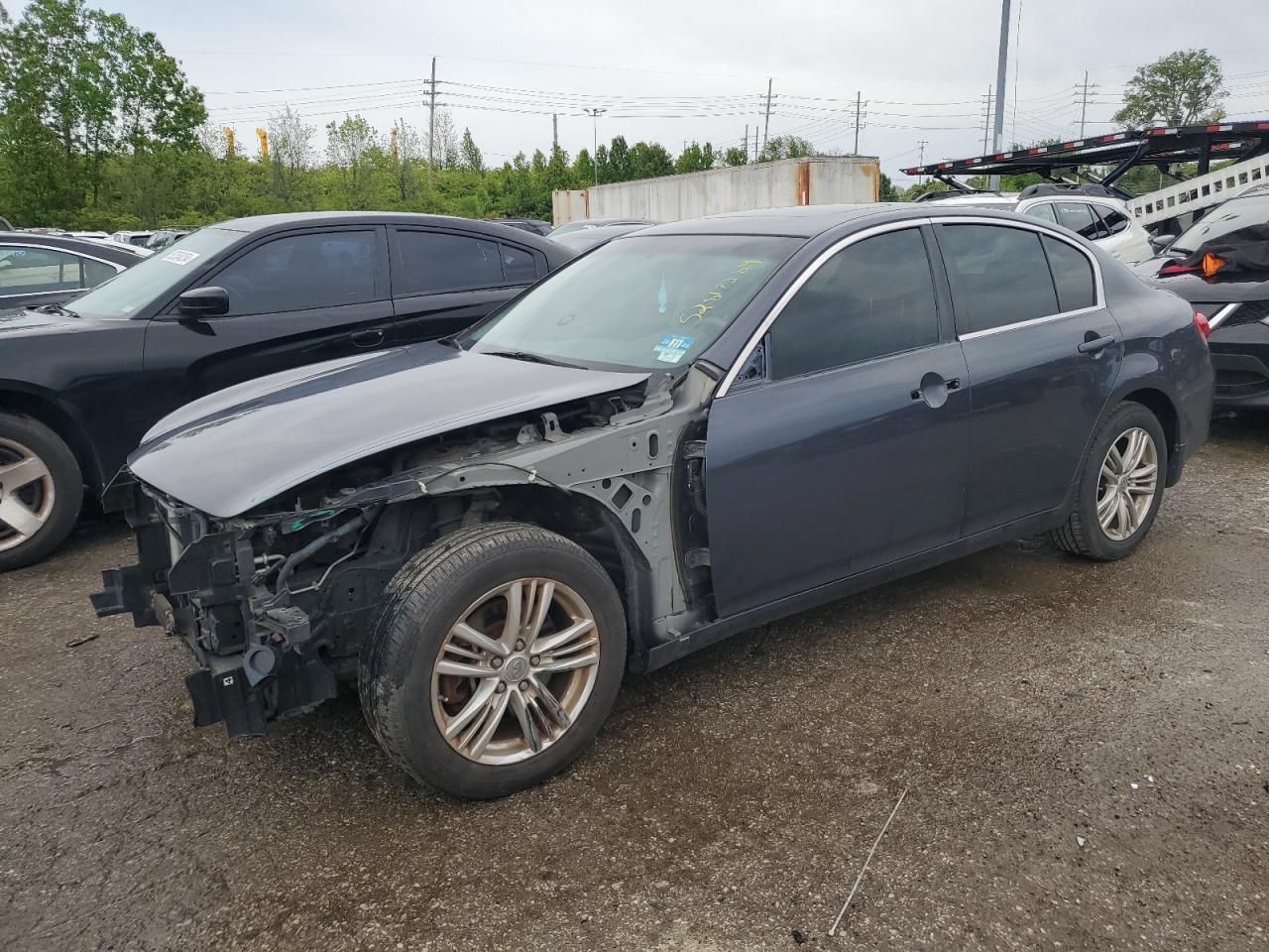 2011 INFINITI G37