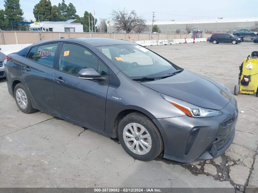 2021 TOYOTA PRIUS LE