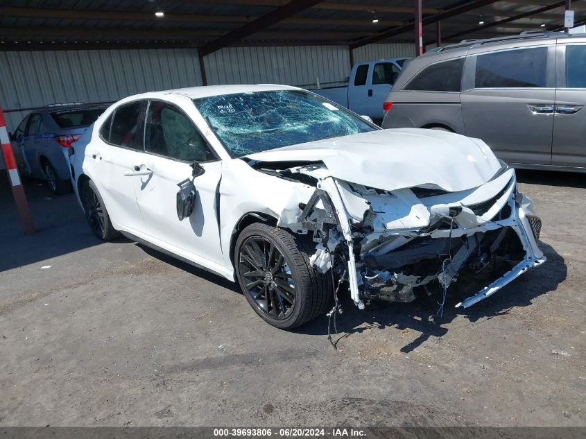 2024 TOYOTA CAMRY HYBRID XSE