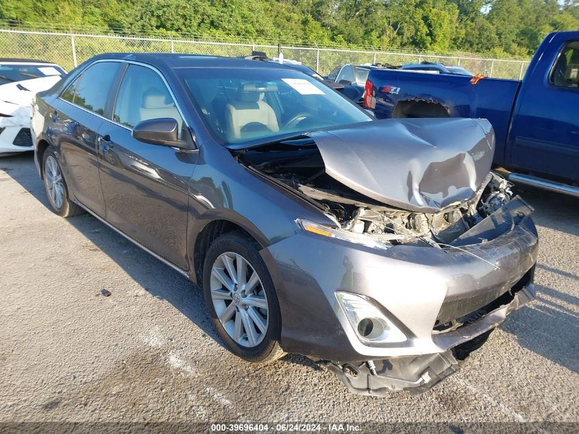 2014 TOYOTA CAMRY XLE