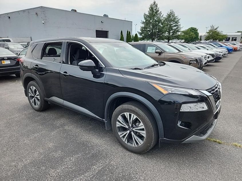 2021 NISSAN ROGUE SV